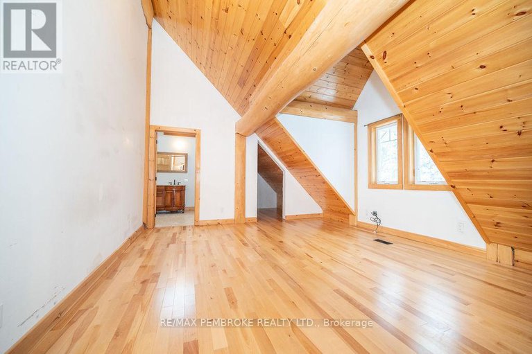 28100572/2467-darling-road/lanark-highlands-darling-twp/lanark-highlands/ontario/K0A1P0_36