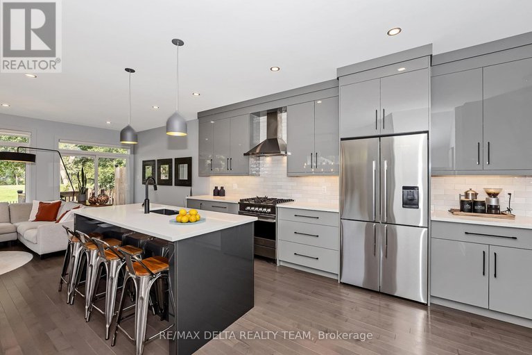 28848176/1179-kingston-avenue/carlington/ottawa/ontario/K1Z8K5_7