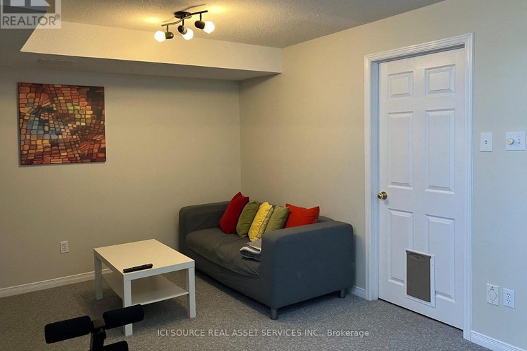 29406144/1493-lynx-crescent/fallingbrookpineridge/ottawa/ontario/K4A3Y9_25