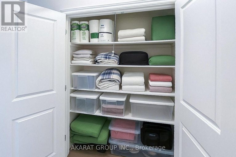 29571898/g-725-dearborn-private/blossom-parkkemp-parkfindlay-creek/ottawa/ontario/K1T0W4_26