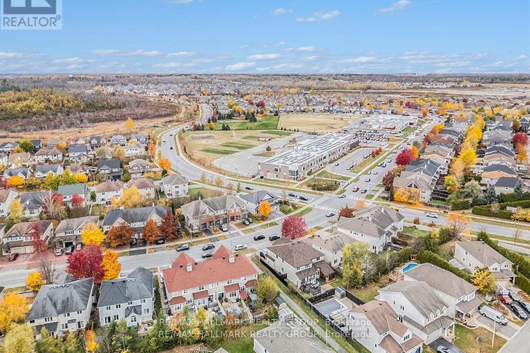 29053447/4220-kelly-farm-drive/blossom-parkkemp-parkfindlay-creek/ottawa/ontario/K1T0A5_33