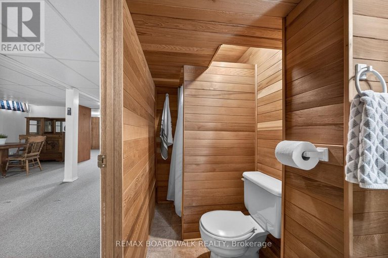 29594831/32-bowmoor-avenue/borden-farmstewart-farmcarleton-heightsparkwood-hills/ottawa/ontario/K2E6M4_26