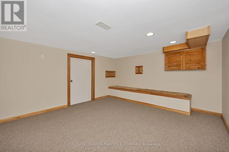28379568/421-hinton-avenue-s/civic-hospital/ottawa/ontario/K1Y1B2_39