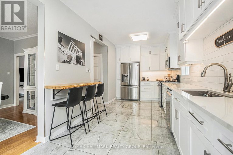 28497394/18-golders-green-lane/longfields/ottawa/ontario/K2J5C1_10