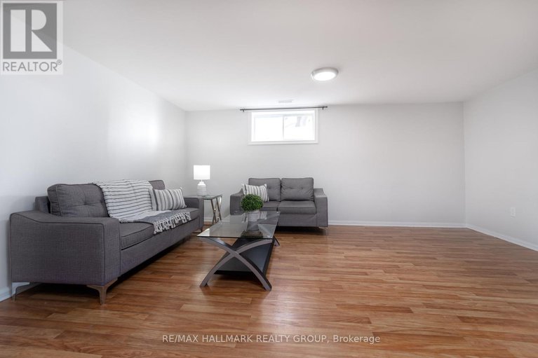 28959856/591-eastvale-drive/beacon-hill-north/ottawa/ontario/K1J6Z4_25