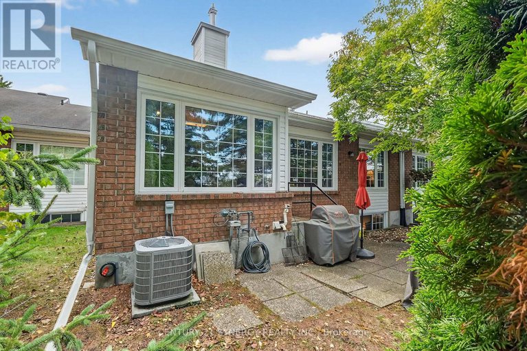 28935783/47-18-oyster-bay-court/stittsville-central/ottawa/ontario/K2S1H3_50
