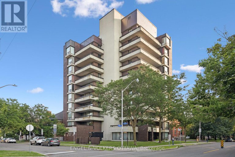 28619826/8a-400-laurier-avenue-e/sandy-hill/ottawa/ontario/K1N8Y2_1
