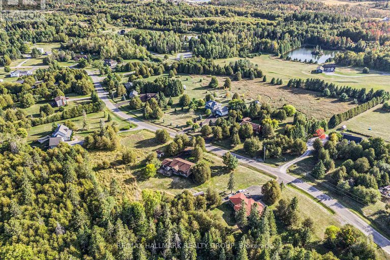 28888050/115-delaney-drive/huntley-ward-south-west/ottawa/ontario/K0A1L0_25
