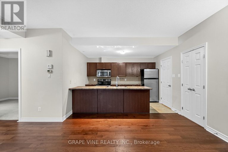 29080513/c-140-mocha-private/blossom-parkkemp-parkfindlay-creek/ottawa/ontario/K1T0K5_14