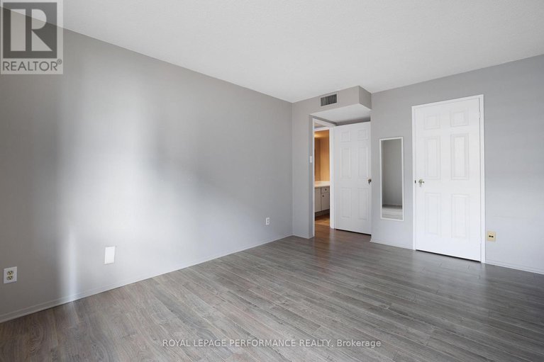 28302489/1701-470-laurier-avenue-w/ottawa-centre/ottawa/ontario/K1R7W9_20