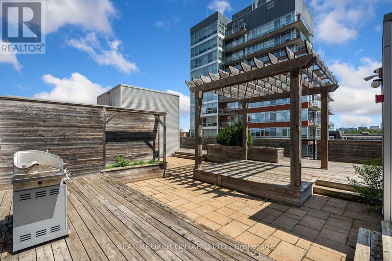 28637796/102-360-cumberland-street/lower-townbyward-market/ottawa/ontario/K1N0B1_37