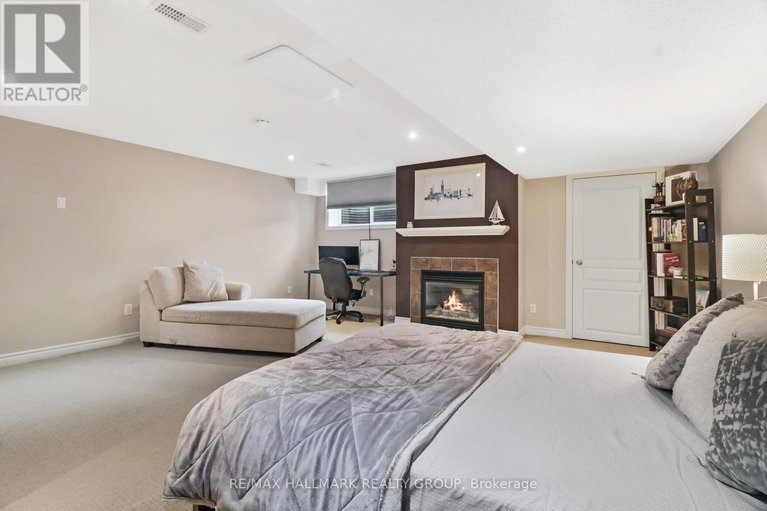 29654933/1998-pennyroyal-crescent/notting-hillsummerside/ottawa/ontario/K4A0S7_31