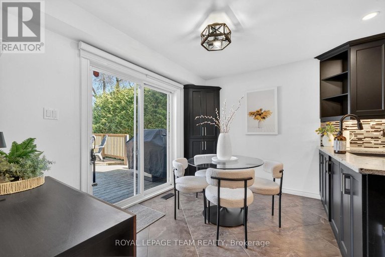 29637004/161-springwater-drive/bridlewood/ottawa/ontario/K2M1Z9_12