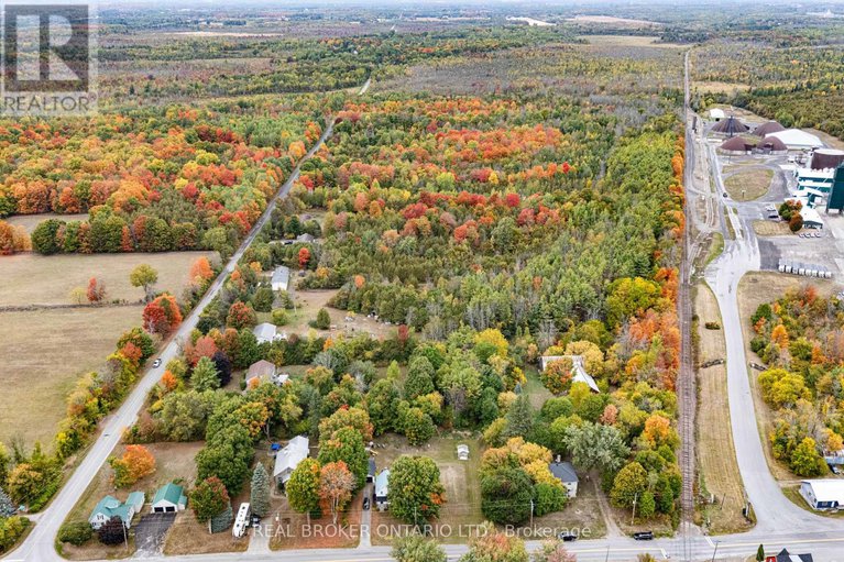 28908184/2099-county-20-road/north-grenville-twp-kemptville-south/north-grenville/ontario/K0G1T0_2