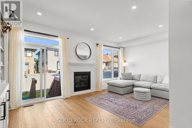 29673004/949-omagaki-way/blossom-parkkemp-parkfindlay-creek/ottawa/ontario/K1X0J3_14