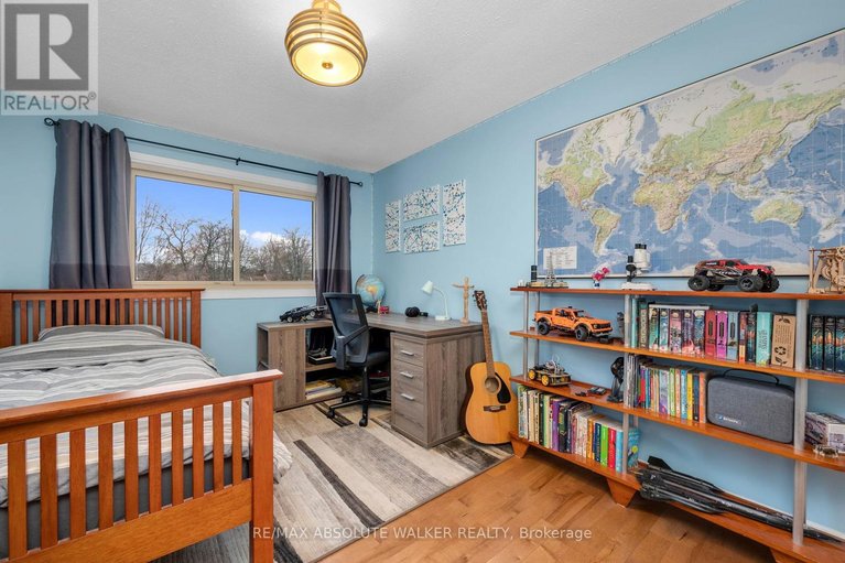 29612924/6289-vorlage-drive/convent-glen-north/ottawa/ontario/K1C2E4_23