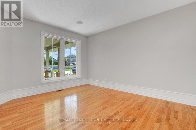 28939989/919-scala-avenue/notting-hillsummerside/ottawa/ontario/K4A4M7_4