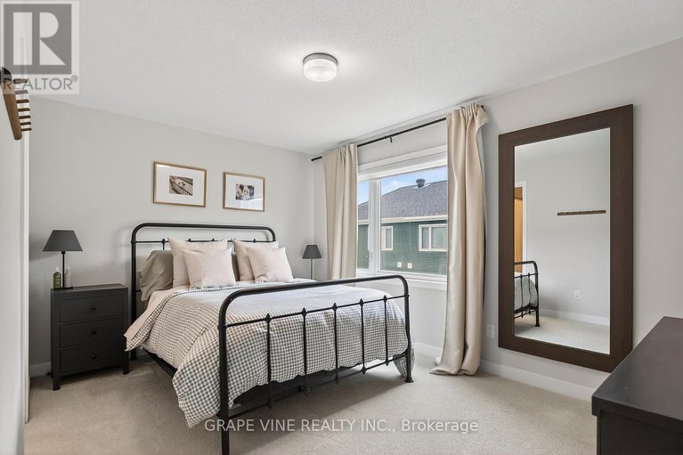 29145607/2005-postilion-street/btwn-franktown-rd-fallowfield-rd/ottawa/ontario/K0A2Z0_20