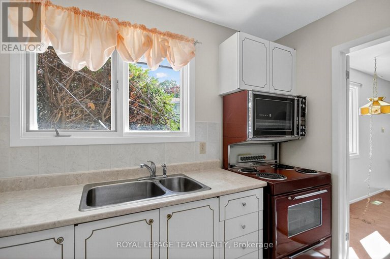 28961785/1900-southampton-court/braemar-park/ottawa/ontario/K2C0W3_14