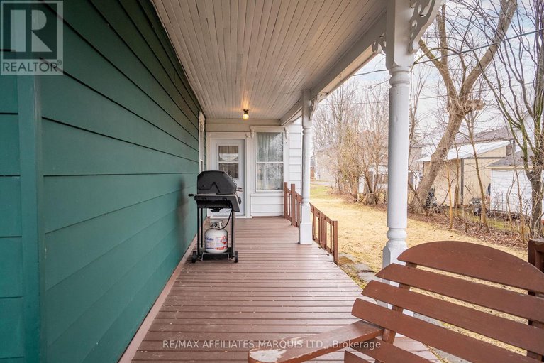 28164009/7-spruce-street/lancaster/south-glengarry/ontario/K0C1N0_27