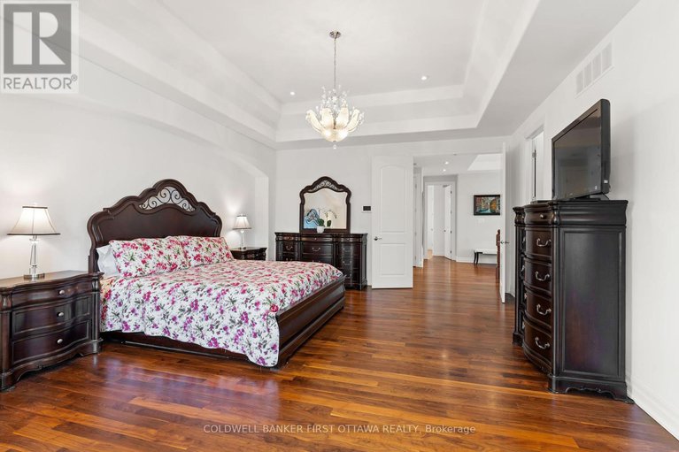28989524/1623-claymor-avenue/carleton-heights/ottawa/ontario/K2C1T4_29