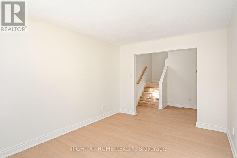 29378153/254-maude-street/almonte/mississippi-mills/ontario/K0A1A0_7