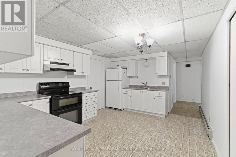 29233038/166-mccormick-road/alexandria/north-glengarry/ontario/K0C1A0_29