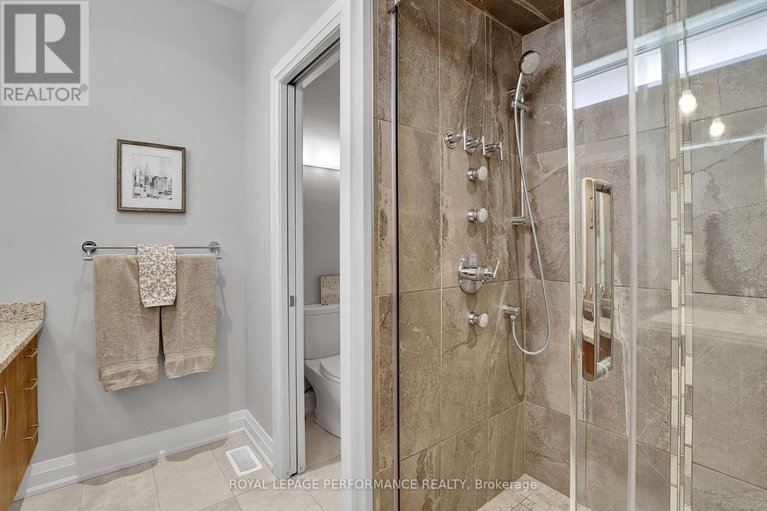 29578722/32-moore-street/richmond/ottawa/ontario/K0A2Z0_25