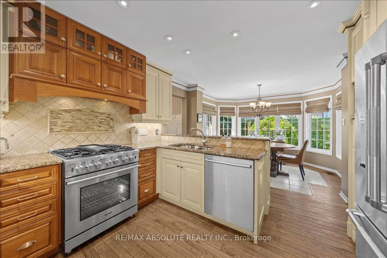 28881078/3-buttonwood-trail/stittsville-central/ottawa/ontario/K2S1C9_10