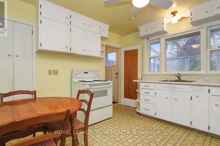 29605517/1107-falaise-road/borden-farmstewart-farmcarleton-heightsparkwood-hills/ottawa/ontario/K2E6R1_12