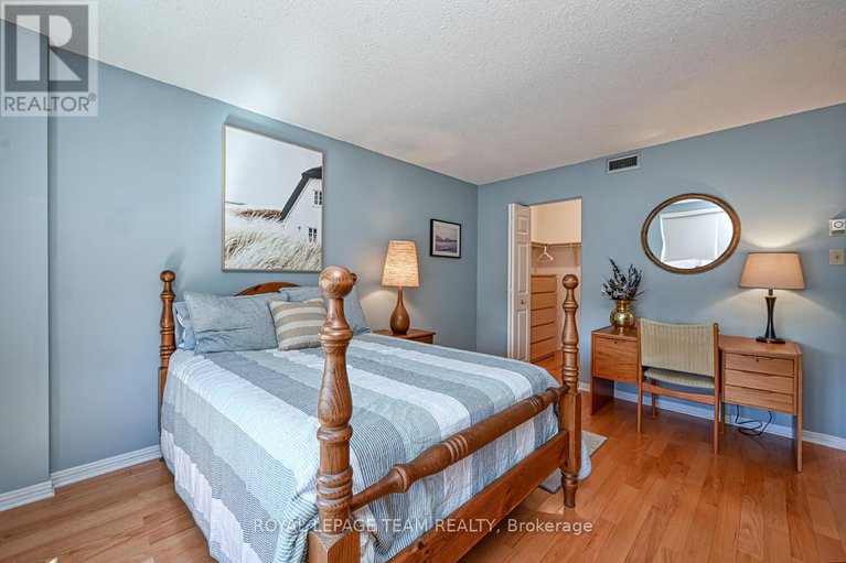 28967477/403-800-mckellar-avenue/carlingwood/ottawa/ontario/K2A2X5_16