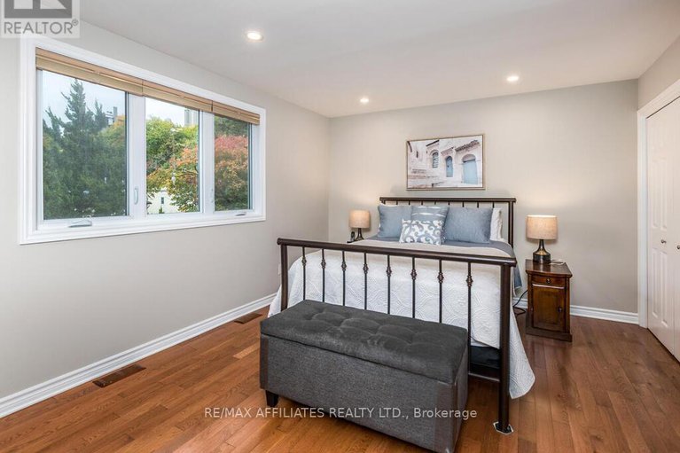 28968383/203-booth-street/west-centre-town/ottawa/ontario/K1R7V4_20