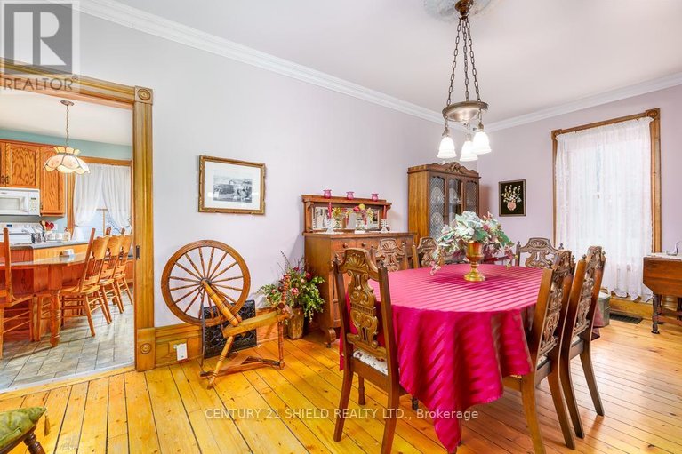 29622783/48-st-george-street-e/alexandria/north-glengarry/ontario/K0C1A0_13