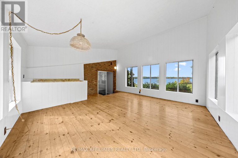 29093088/326-black-bass-bay-road/drummond-n-elmsley-drummond-twp/drummondnorth-elmsley/ontario/K7C3C8_9