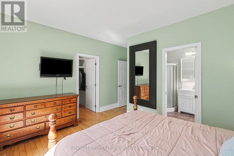 29681193/2030-kingsley-street/clarencerockland-twp/clarence-rockland/ontario/K0A1E0_15