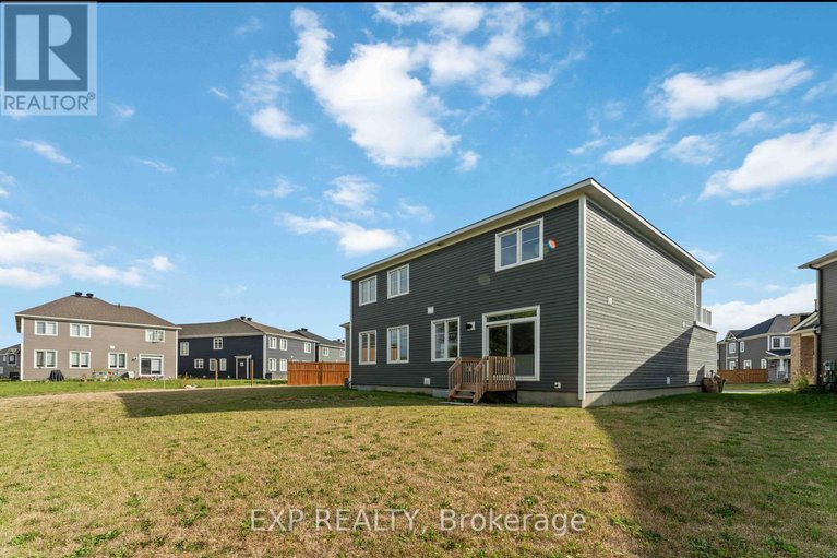 28821509/234-pursuit-terrace/goulbourn-twp-from-franktown-rdsouth-to-rideau/ottawa/ontario/K0A2Z0_35