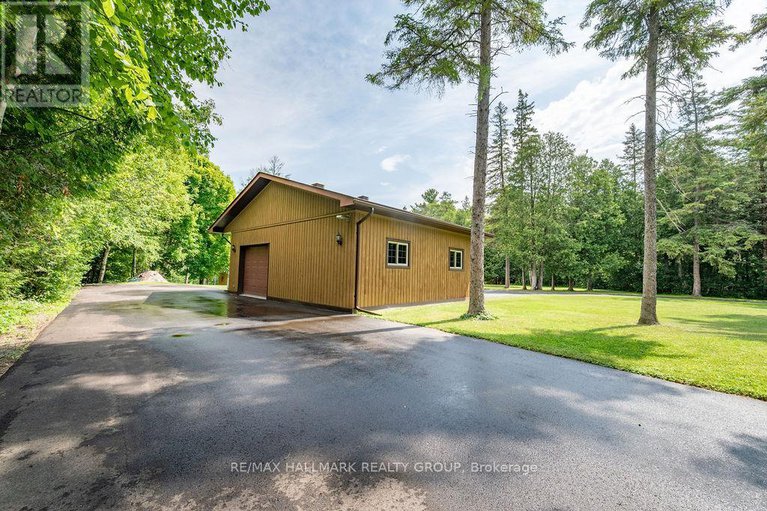 28550046/206-deerwood-drive/fitzroy-ward-south-west/ottawa/ontario/K0A2H0_33