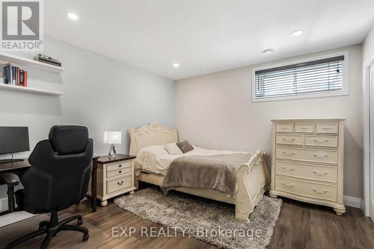 29247027/42-granite-street/clarencerockland-twp/clarence-rockland/ontario/K4K0H8_30