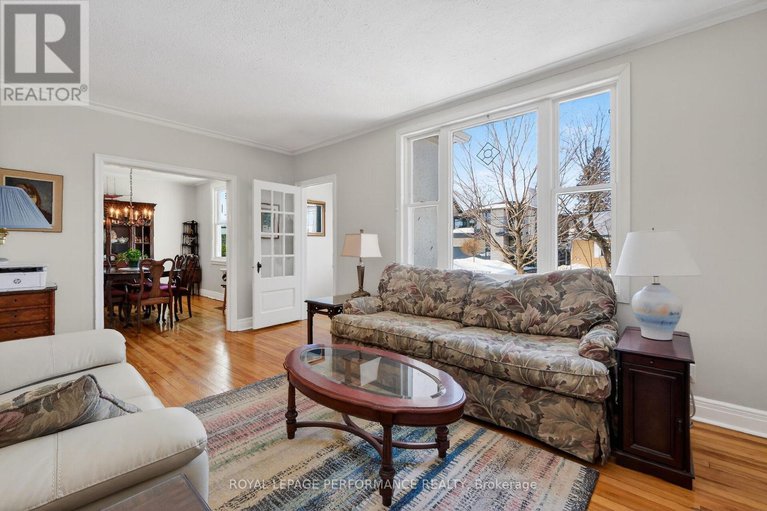 29441428/235-cowley-avenue/ottawa-westtunneys-pasture/ottawa/ontario/K1Y0H2_3