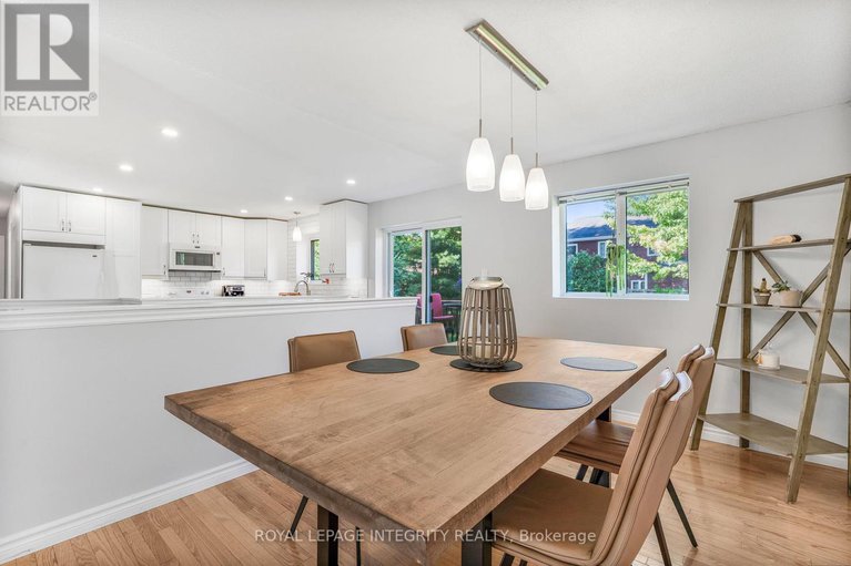 28899547/13-elm-avenue/village-of-russell/russell/ontario/K4R1B3_7