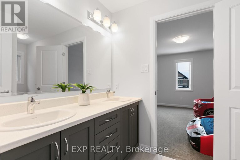 29381438/926-lakeridge-drive/avalon-east/ottawa/ontario/K4A5N8_15