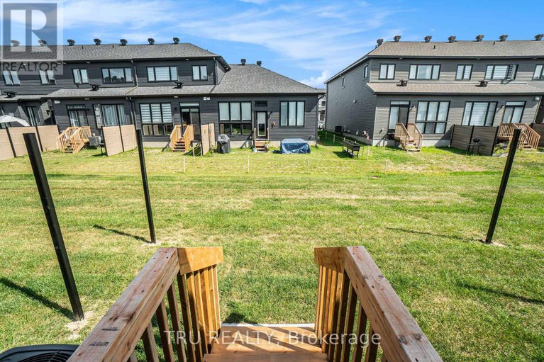 28864708/939-cologne-street/embrun/russell/ontario/K0A1W0_21