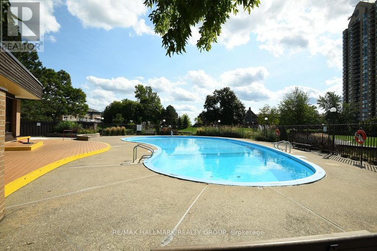 28782425/1902-505-st-laurent-boulevard/viscount-alexander-park/ottawa/ontario/K1K3X4_47