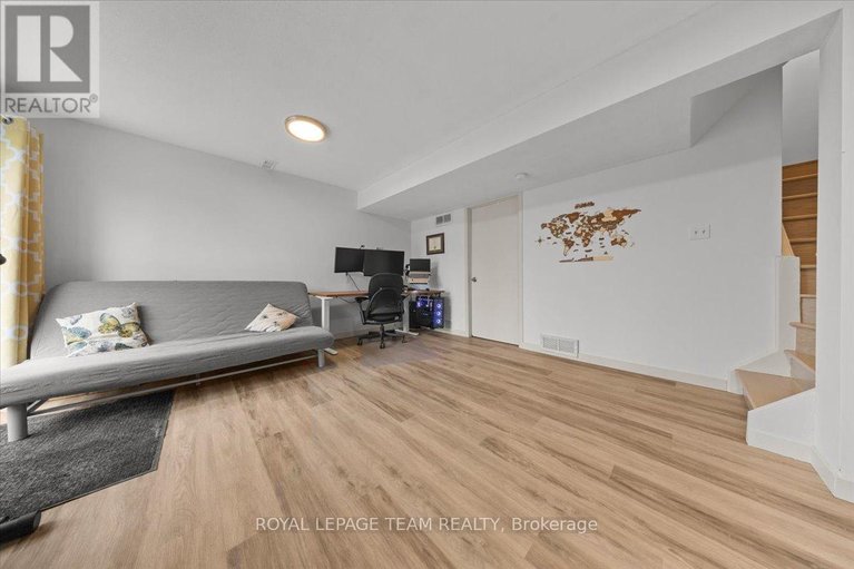 29615583/40-3230-uplands-drive/hunt-club/ottawa/ontario/K1V0C6_26