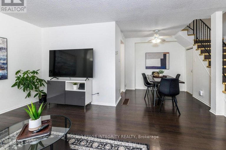 29466721/54-1316-greenbank-road/redwood-park/ottawa/ontario/K2H8X6_9