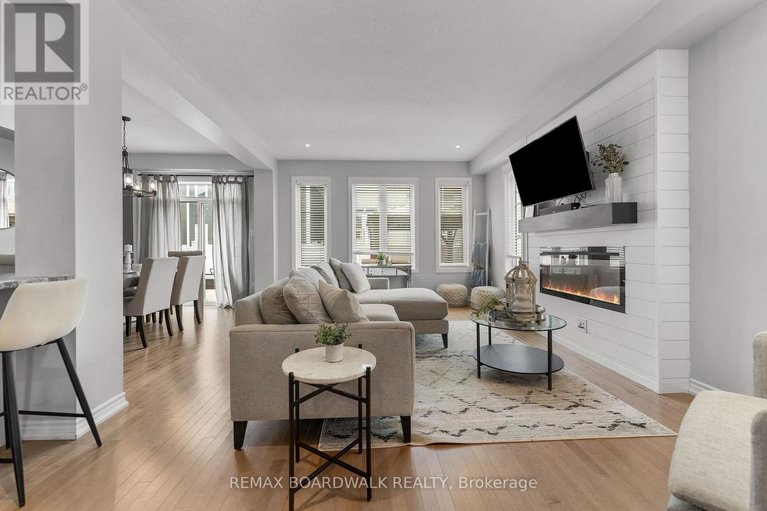 29594832/179-equitation-circle/goulbourn-twp-from-franktown-rdsouth-to-rideau/ottawa/ontario/K2V0H2_9