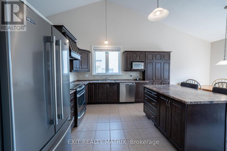 28781610/161-opale-street/town-of-rockland/clarence-rockland/ontario/K4K0G3_13