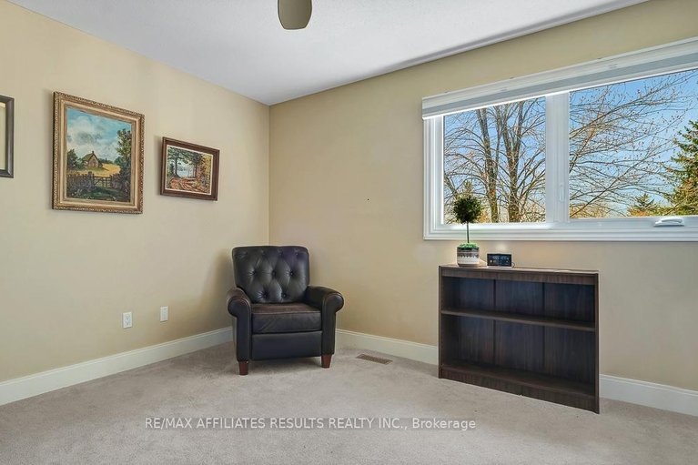 29657877/13-redfox-place/bridlewood/ottawa/ontario/K2M1C8_29