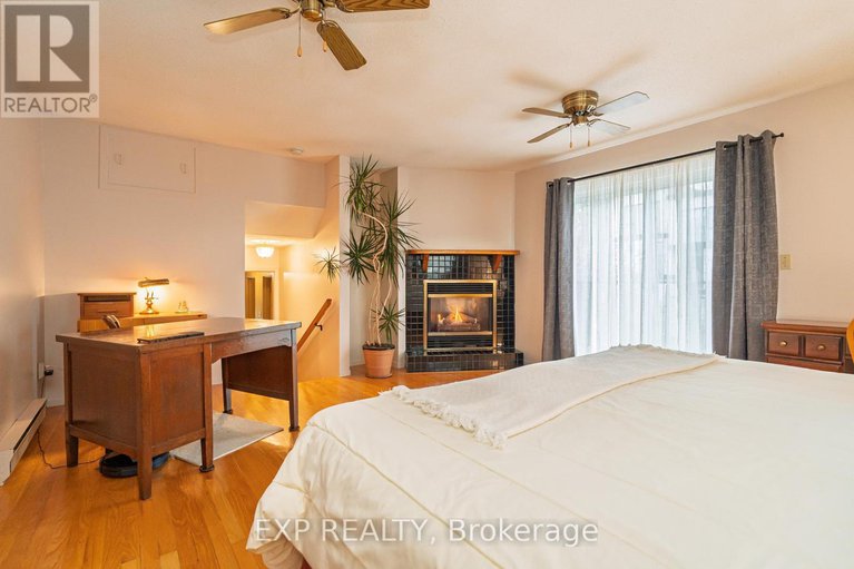 28319921/220-ancaster-avenue/woodroffe/ottawa/ontario/K2B5B3_14