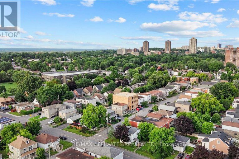 28601010/310-shakespeare-street/vanier/ottawa/ontario/K1L5M2_33